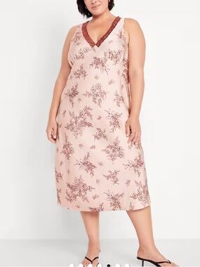 Old Navy Blush with Mauve Floral Print and Lace Trim summer dress 2X
